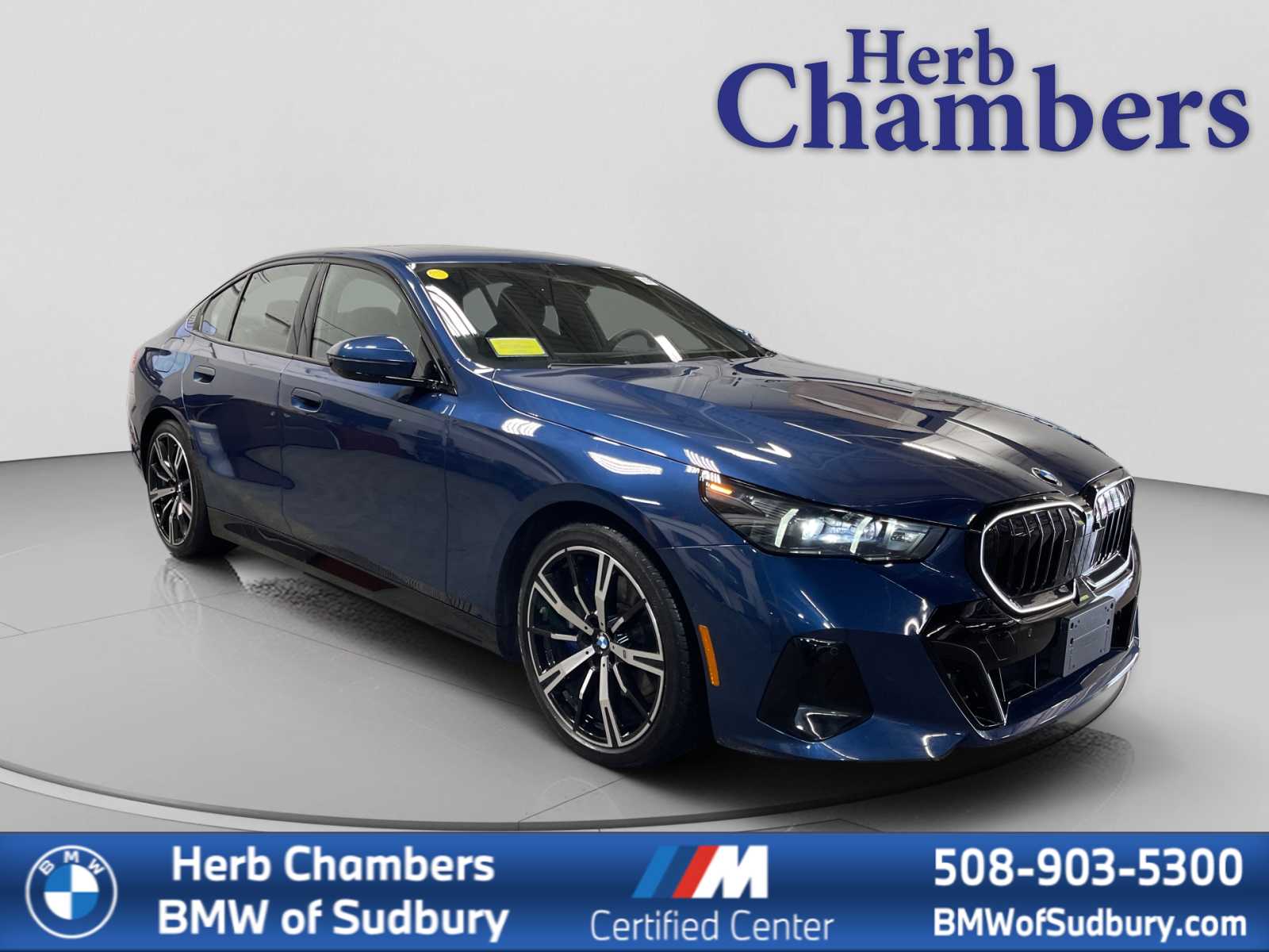 2026 BMW 5 Series 530i xDrive Sedan's photo