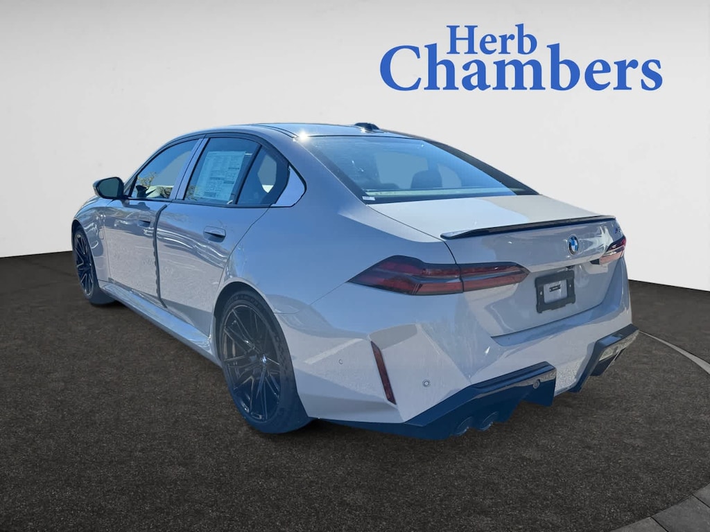 New 2026 BMW M5 Sedan