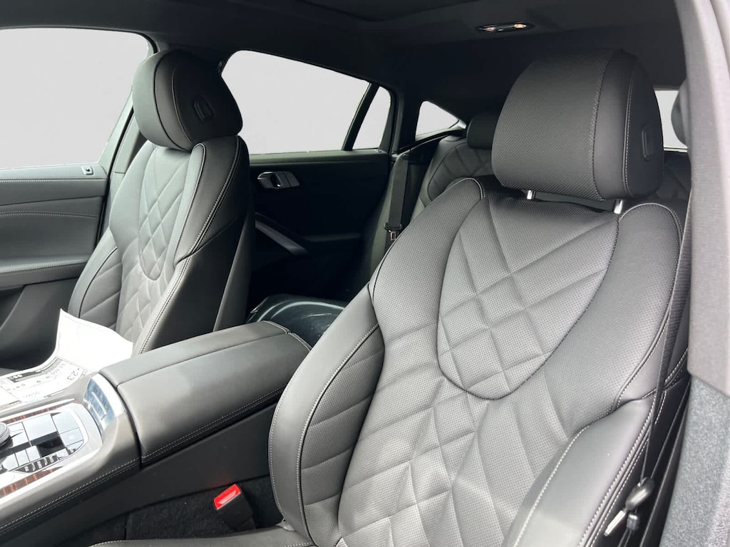 New 2027 BMW X6 xDrive40i SUV