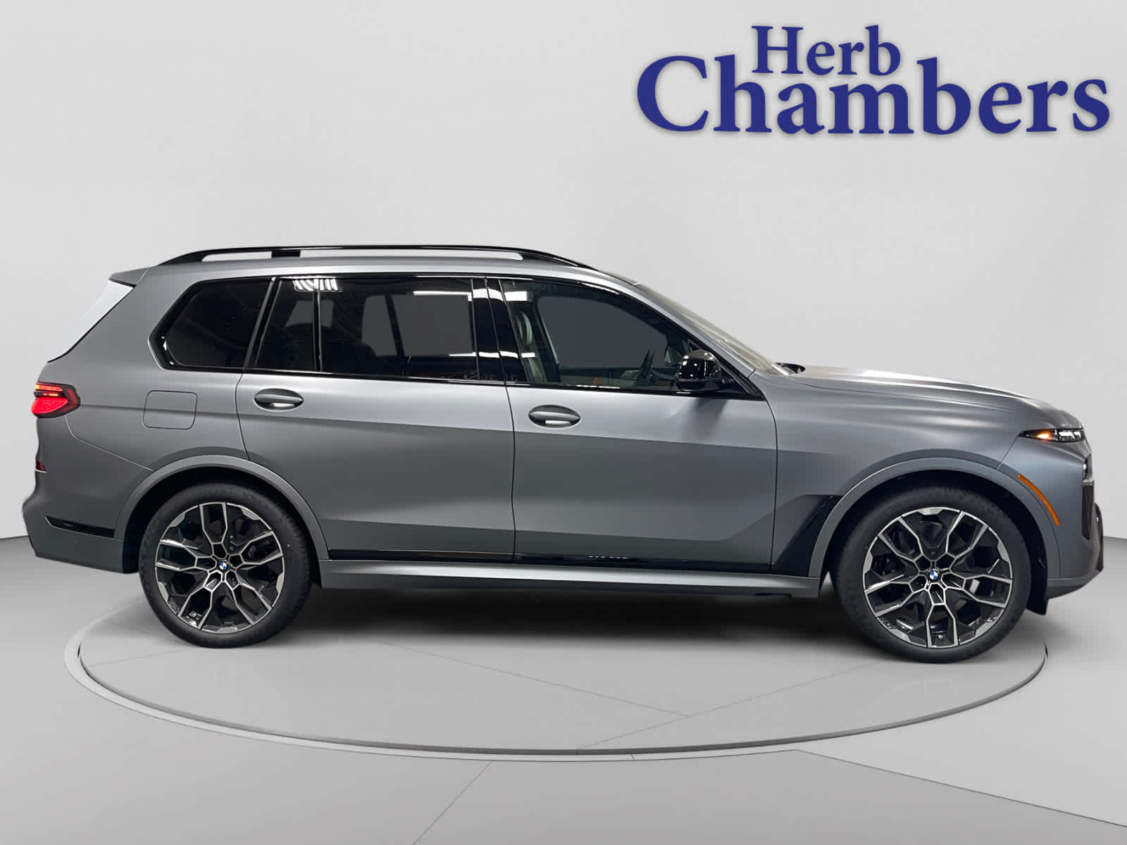 new 2027 BMW X7 car, priced at $133,060