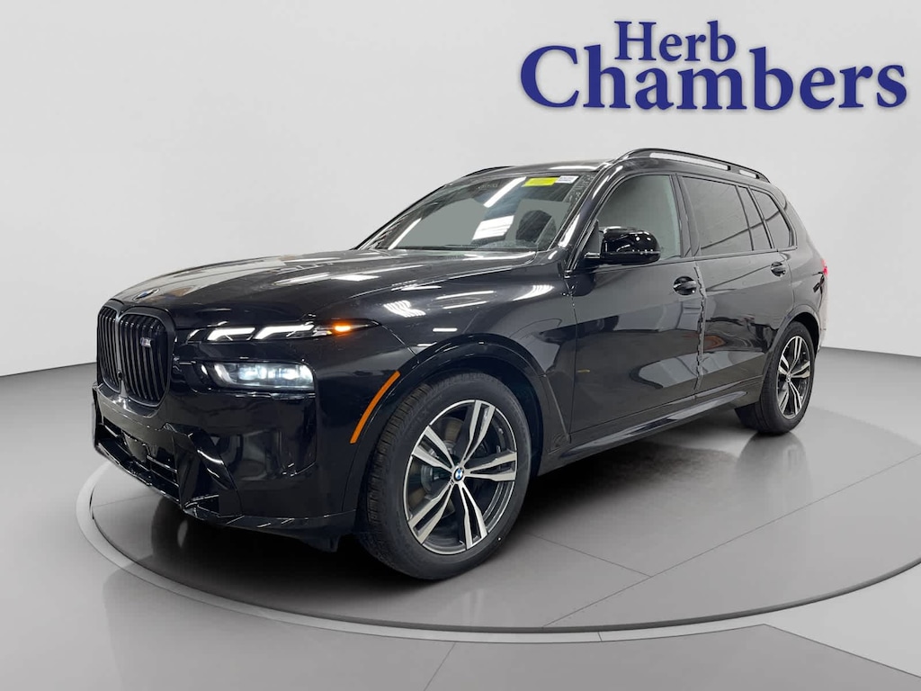 New 2026 BMW X7 M60i SUV