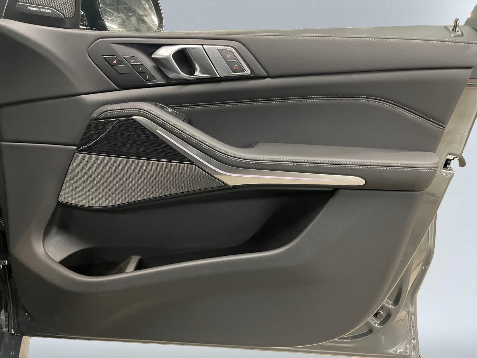 new 2026 BMW X7 car, priced at $103,805