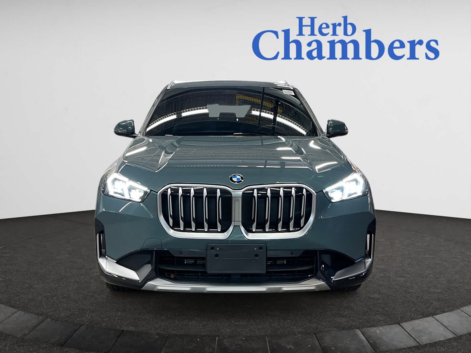 2025 Bmw X1 XDrive28i photo 2