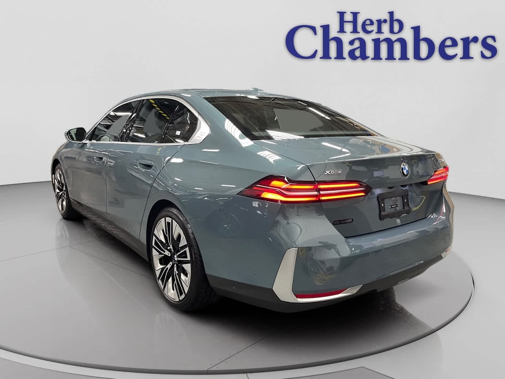 Certified 2025 BMW 530i xDrive Sedan