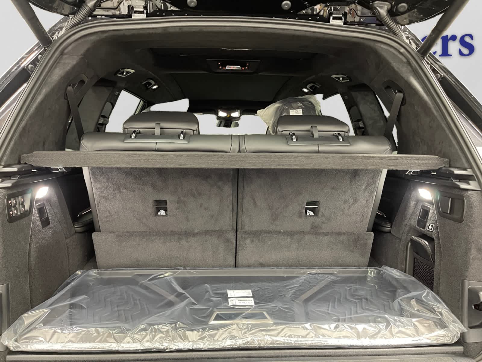 new 2026 BMW X7 car, priced at $126,105