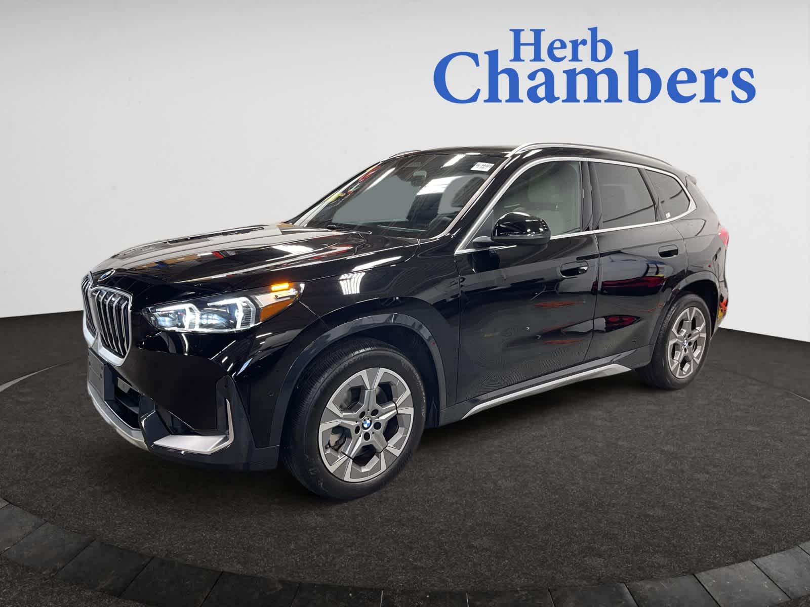 2025 Bmw X1 XDrive28i photo 2