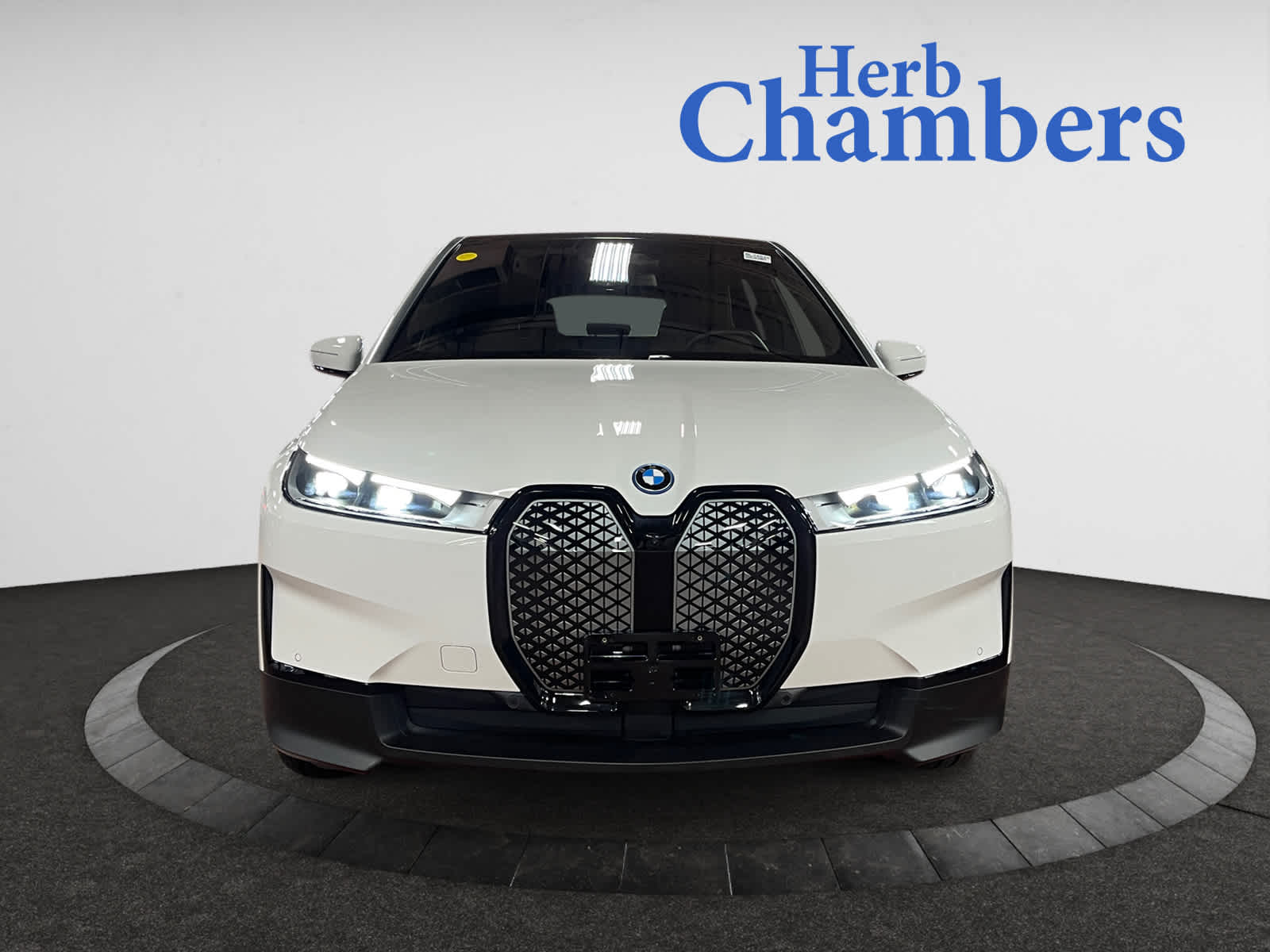 2025 Bmw iX photo 2