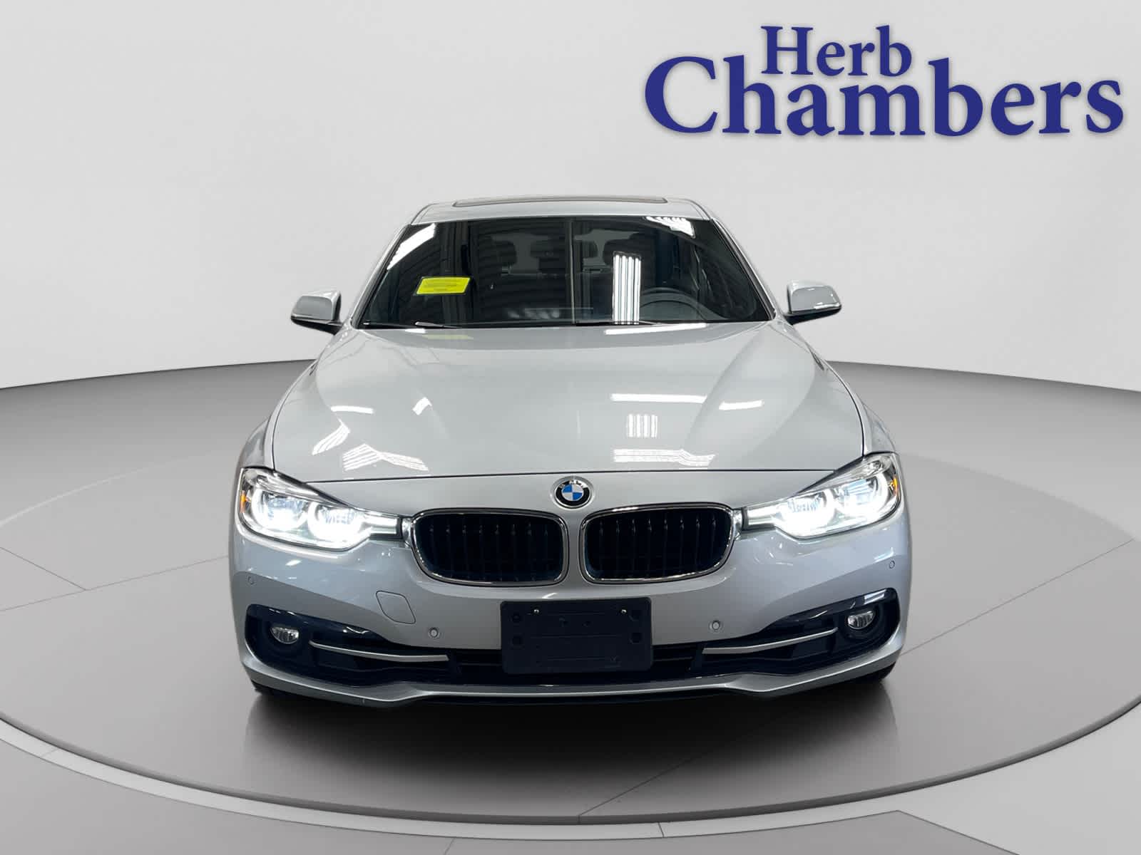 Used 2018 BMW 3 Series 330i with VIN WBA8D9C59JEM34261 for sale in Sudbury, MA