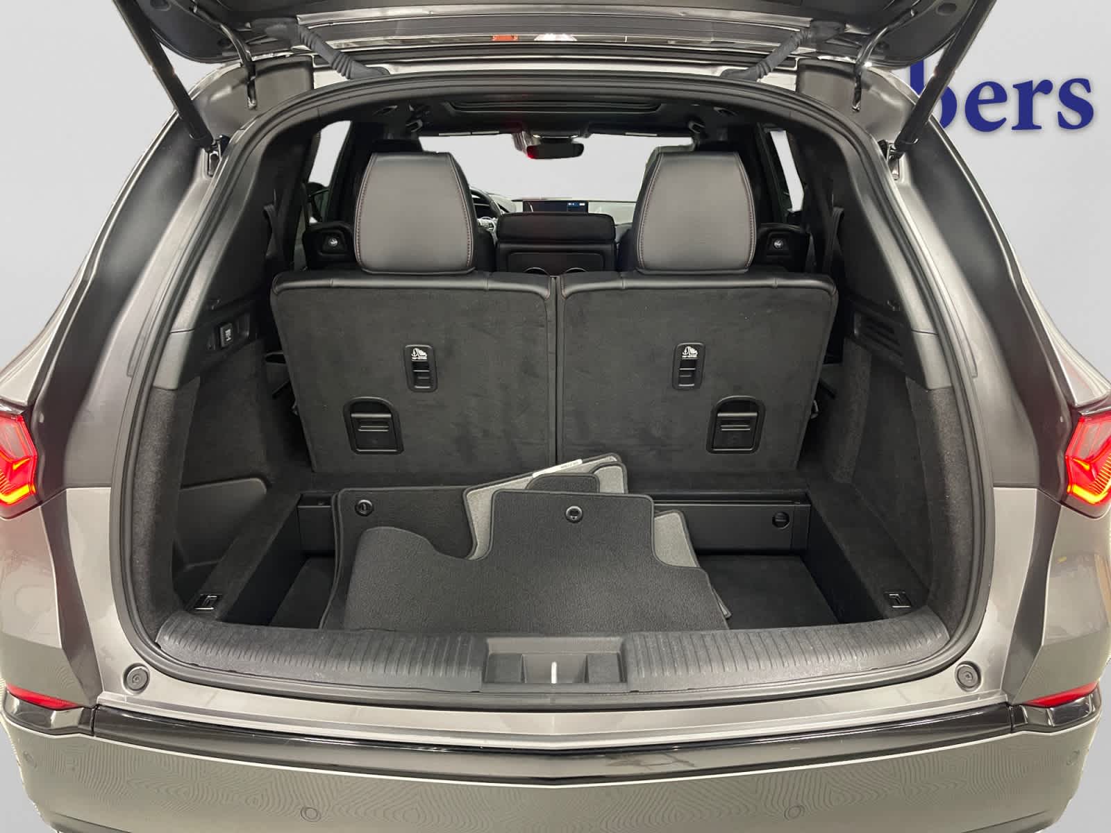 used 2023 Acura MDX car, priced at $40,497