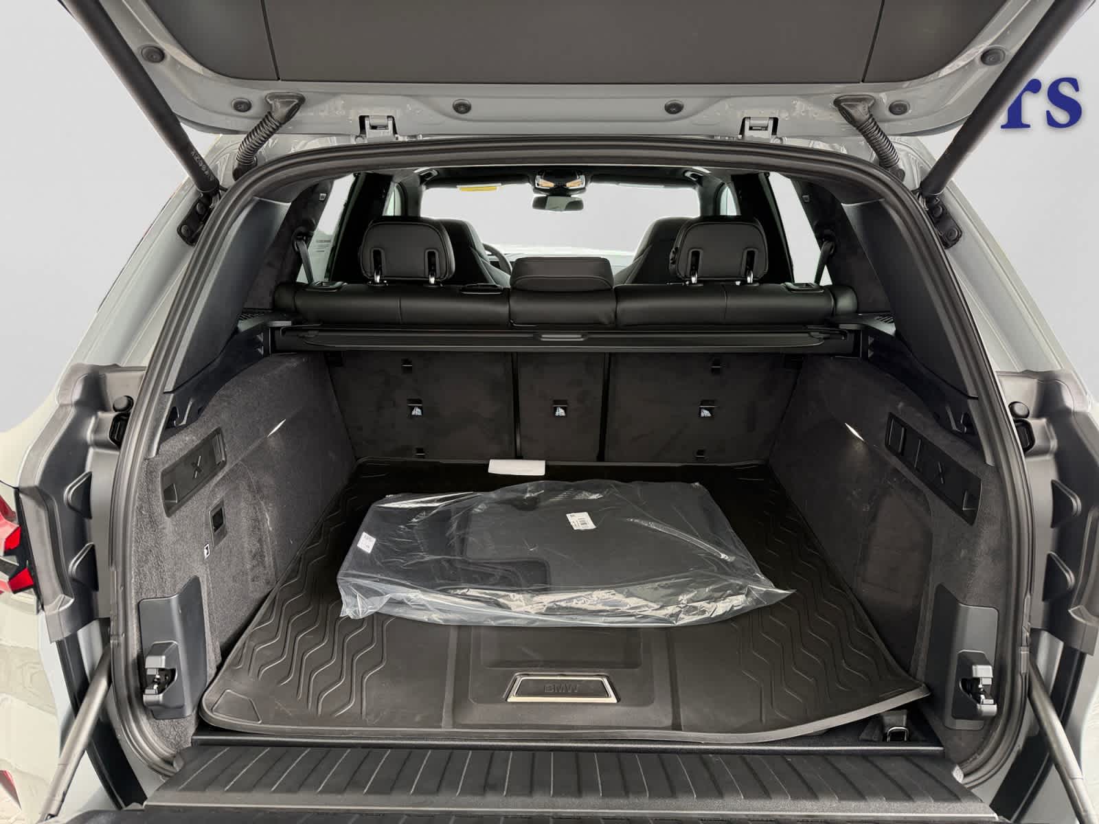 new 2026 BMW X5 M car, priced at $150,205