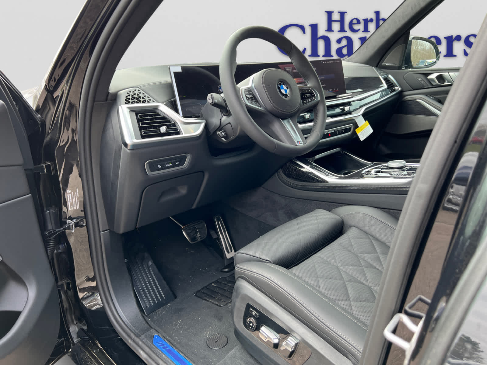 new 2026 BMW X7 car, priced at $99,755