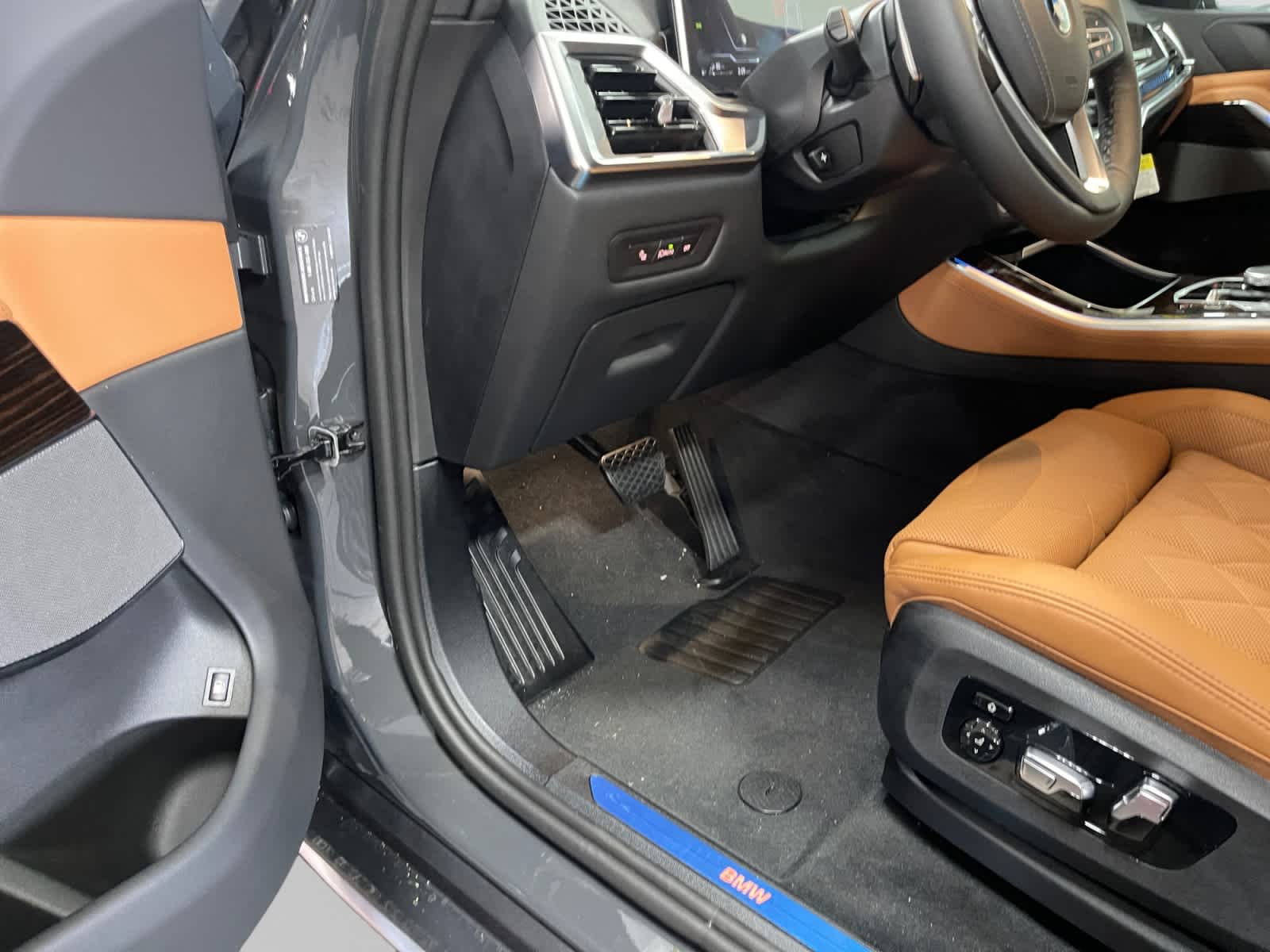 new 2026 BMW X5 PHEV car, priced at $87,450