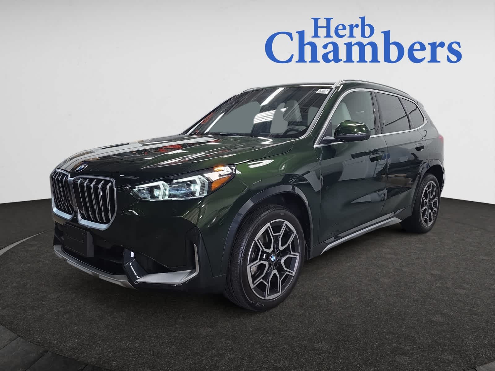 2025 Bmw X1 XDrive28i photo 3