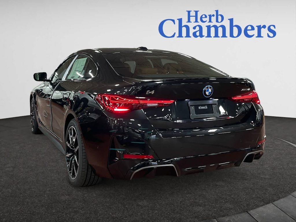 New 2025 BMW i4 xDrive40 Sedan