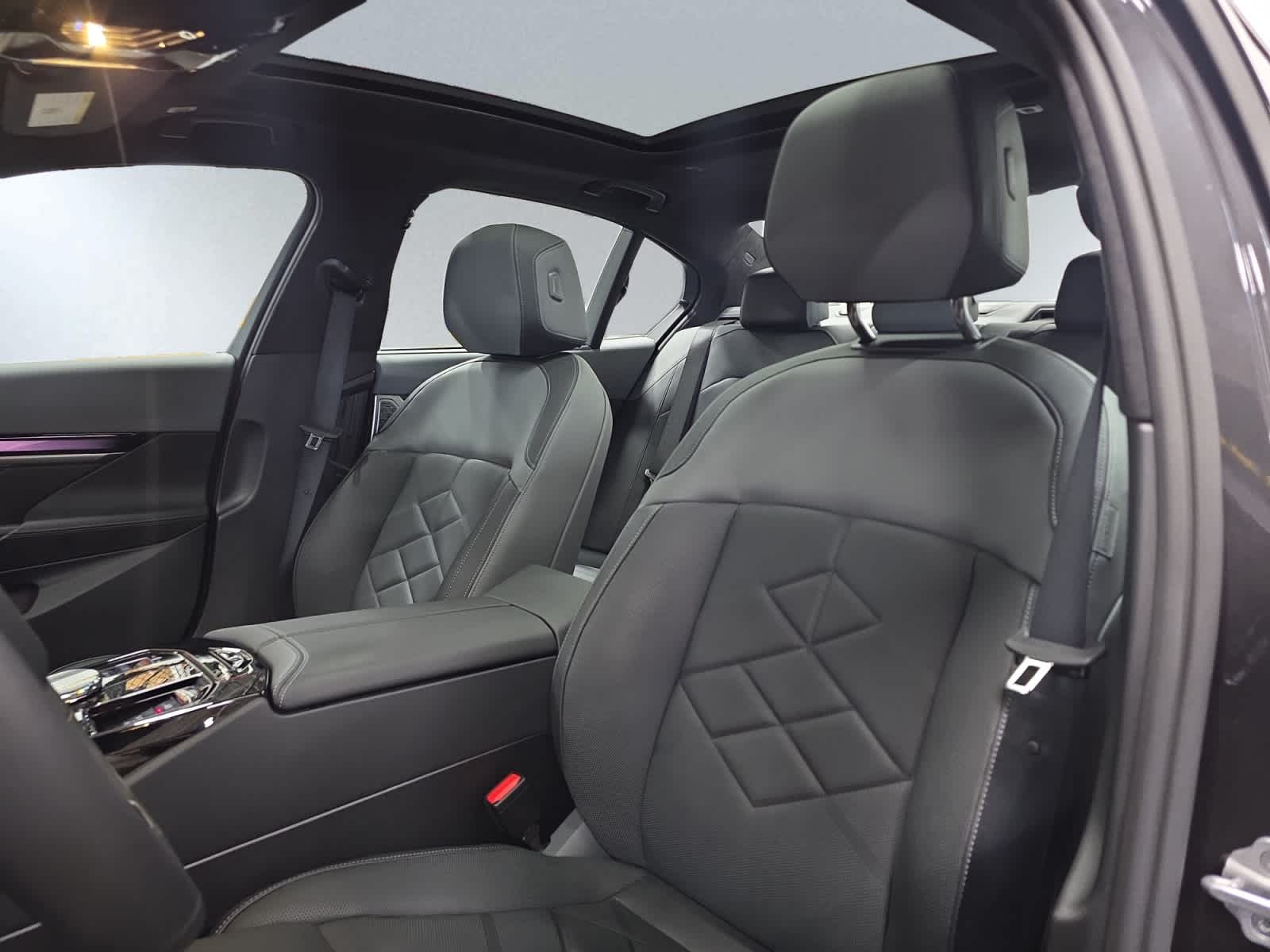 2026 BMW 5 Series 540i - Photo 6