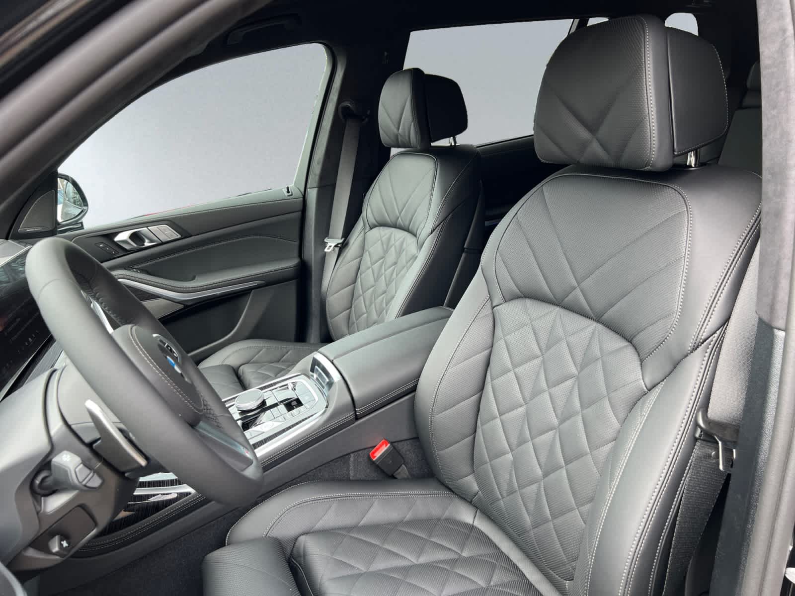 new 2026 BMW X7 car, priced at $99,755