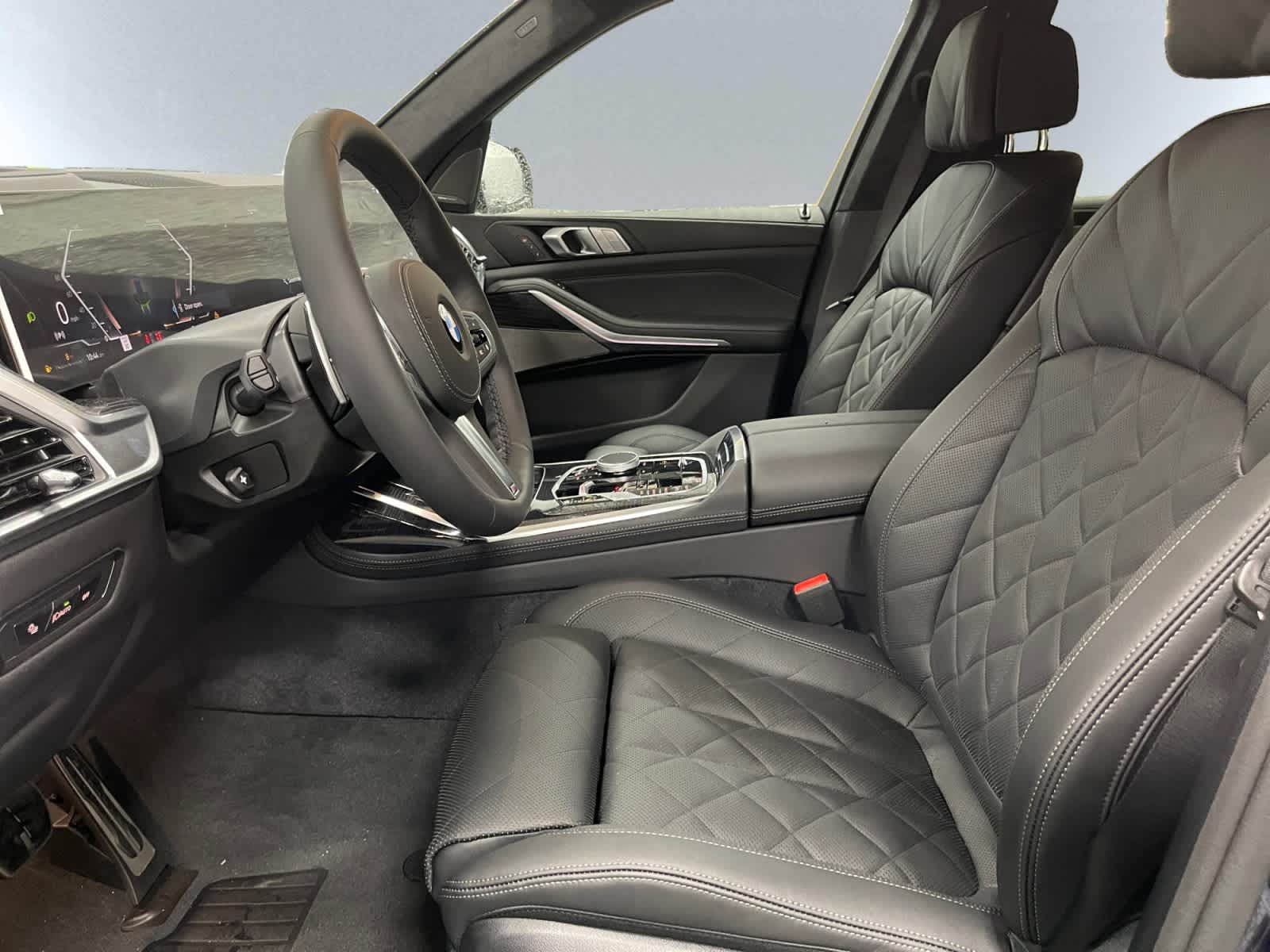 new 2027 BMW X7 car, priced at $100,905