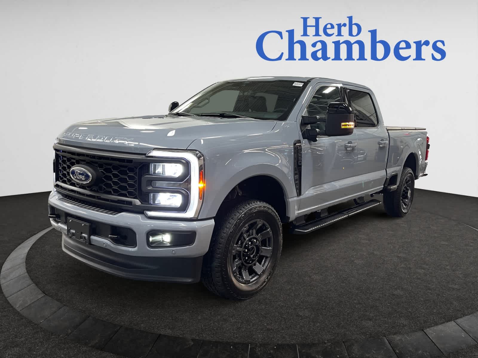 2024 Ford F-250 Lariat photo 3