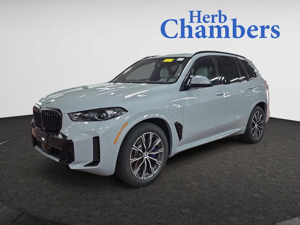 New 2026 BMW X5 PHEV xDrive50e SUV