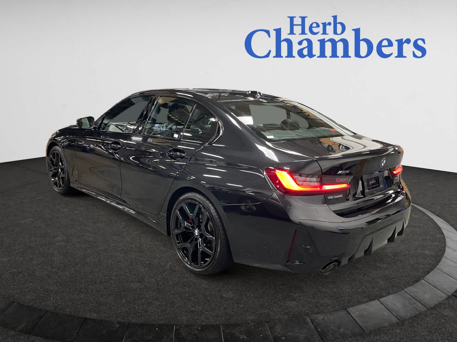 2025 Bmw 330i xDrive photo 4