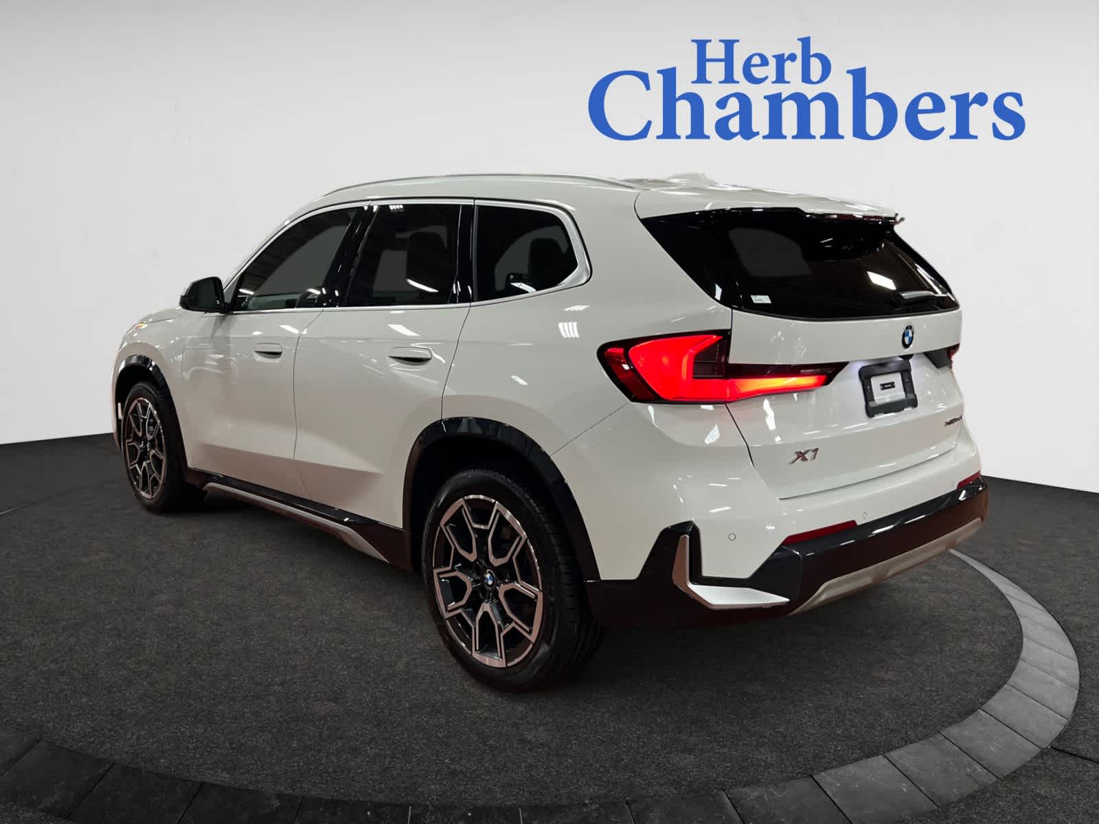 2025 Bmw X1 XDrive28i photo 4