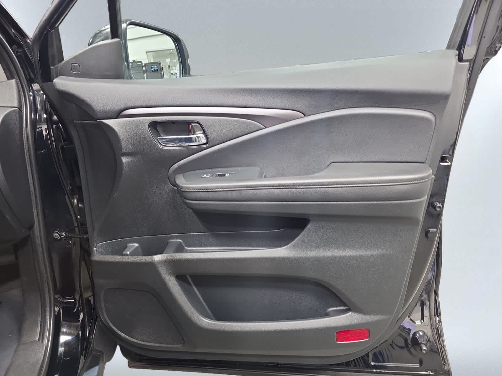 used 2021 Honda Pilot car, priced at $25,997