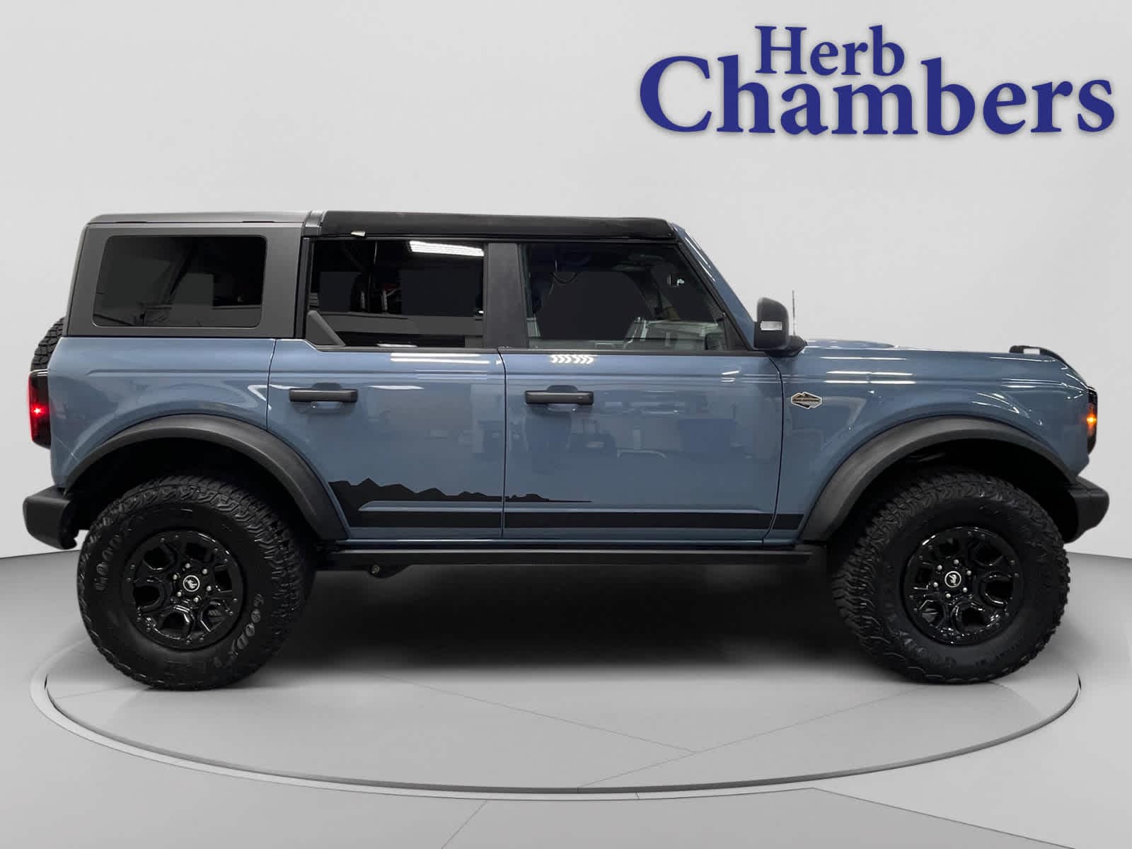 used 2023 Ford Bronco car, priced at $48,497