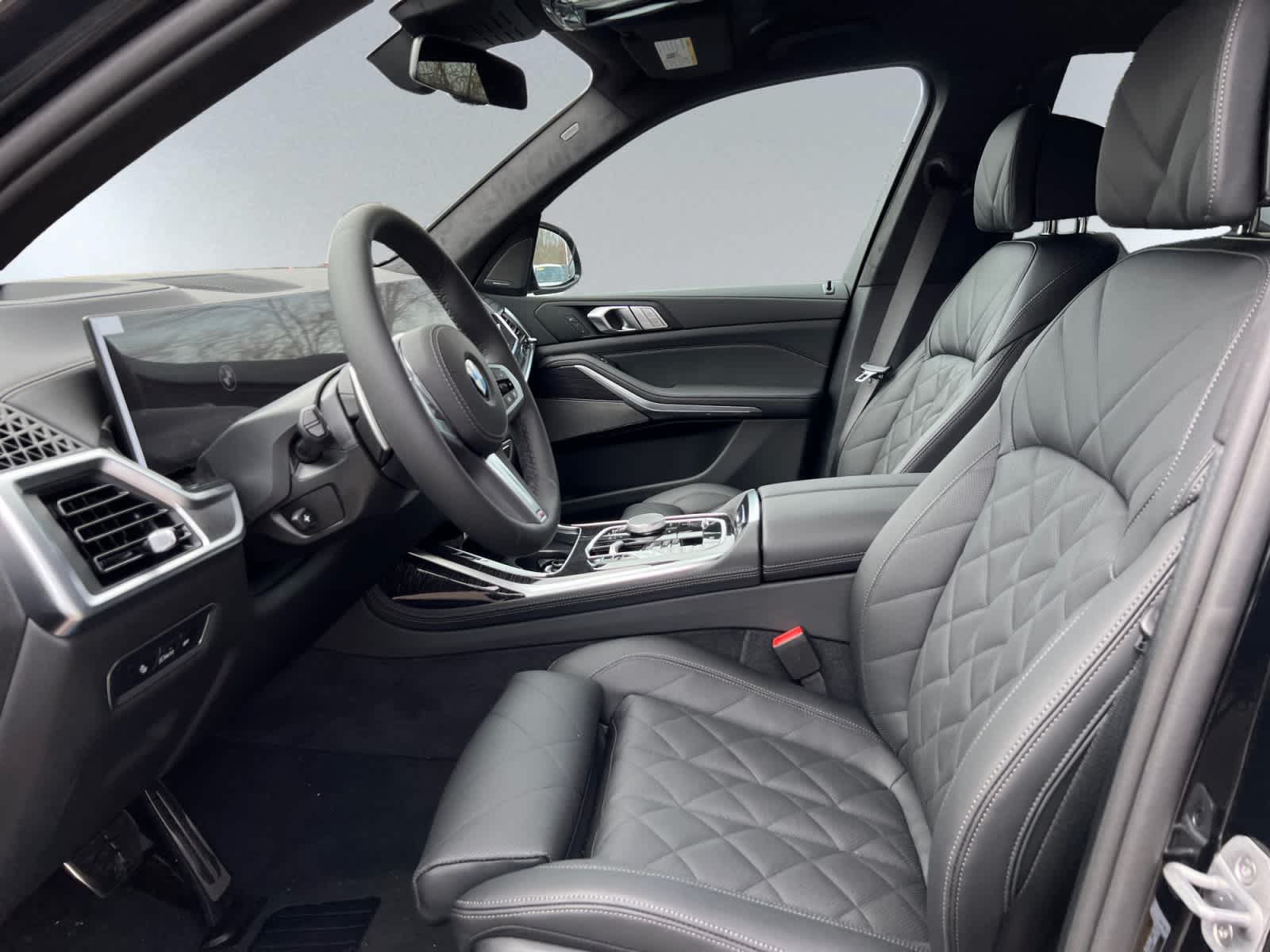 new 2026 BMW X7 car, priced at $99,755