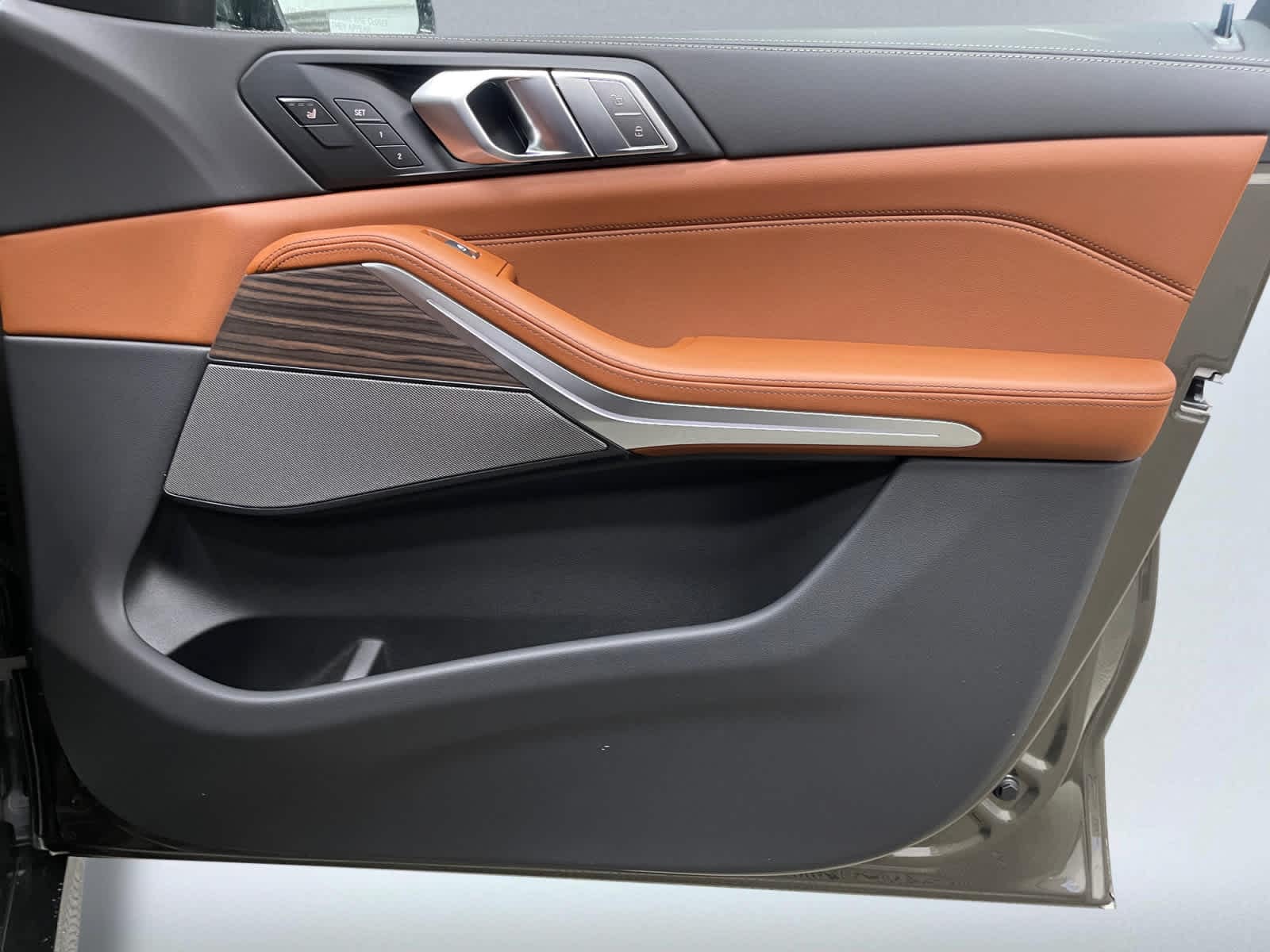 new 2026 BMW X7 car, priced at $104,405