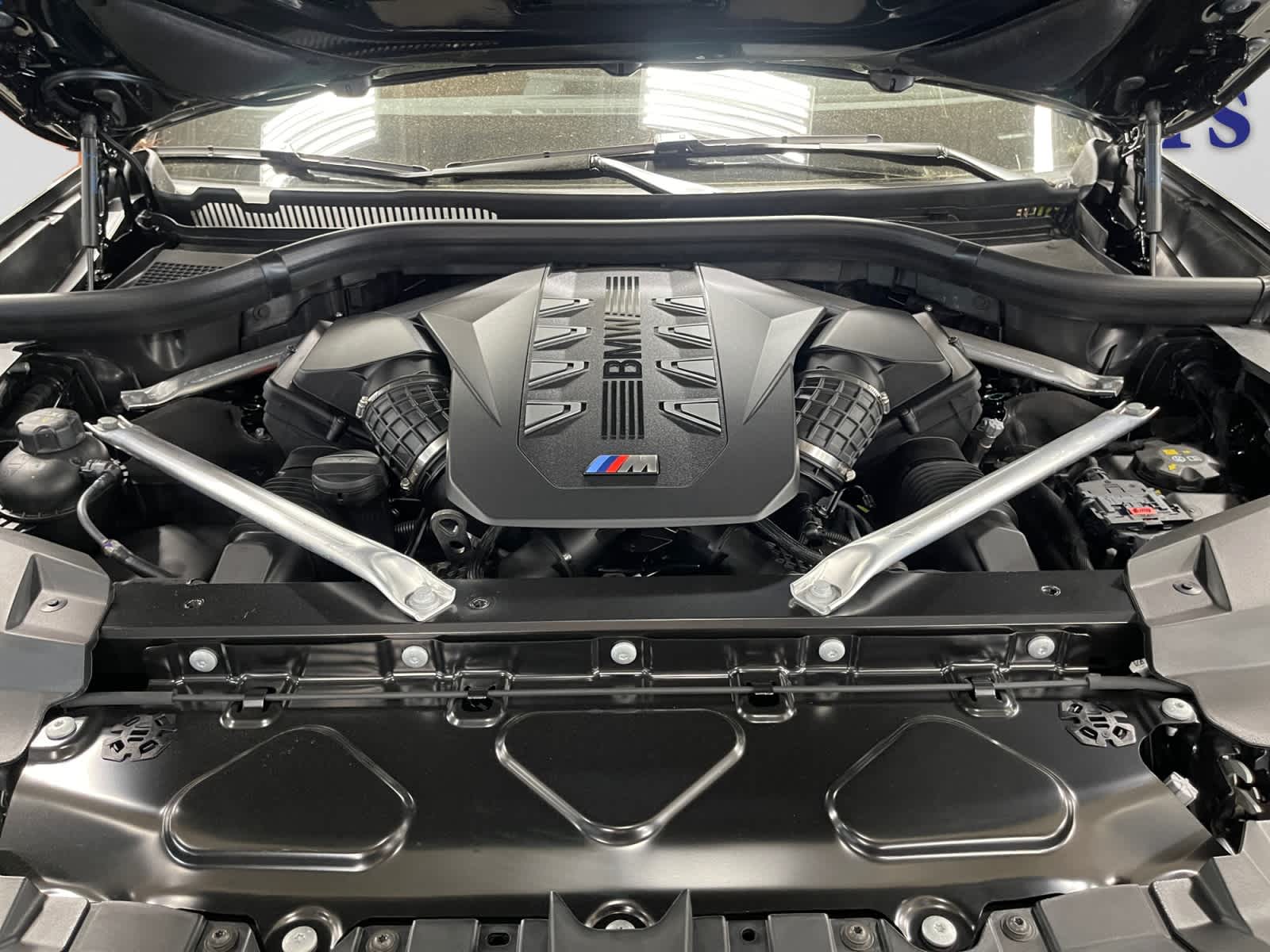 new 2027 BMW X7 car, priced at $124,730