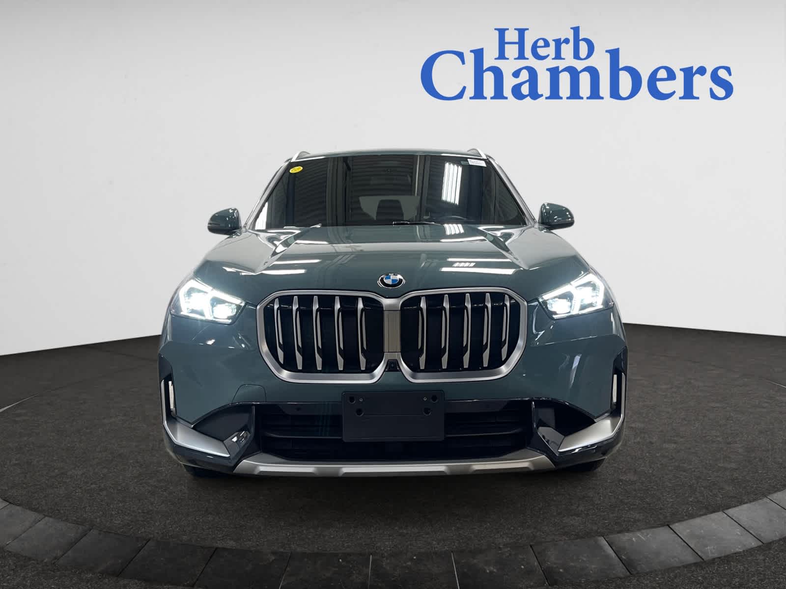 2025 Bmw X1 XDrive28i photo 2