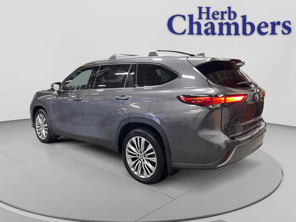 Used 2022 Toyota Highlander Platinum SUV