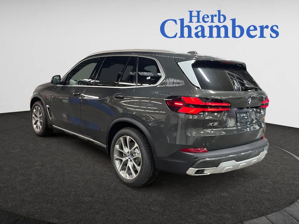New 2026 BMW X5 xDrive40i SUV
