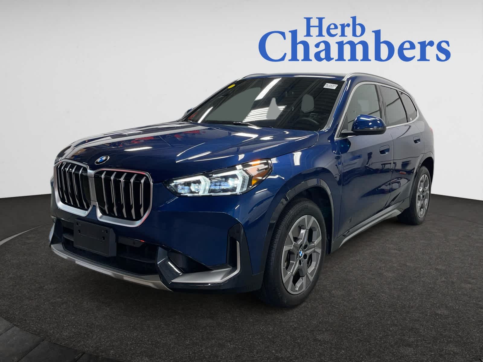 2025 Bmw X1 XDrive28i photo 3
