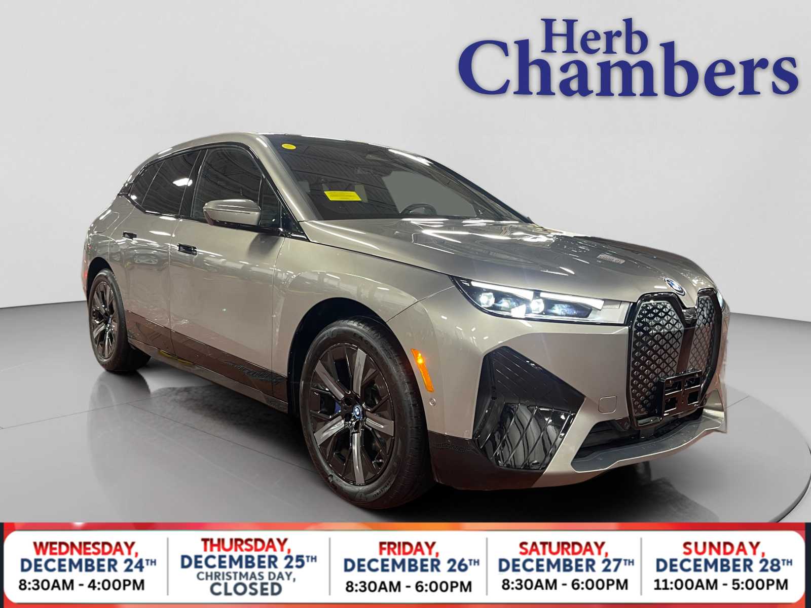 2023 BMW iX Base's photo