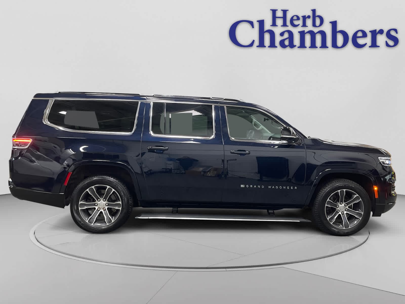 View vehicle photo 5