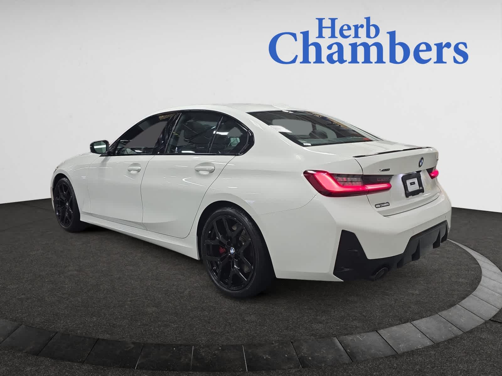 2025 Bmw 330i xDrive photo 4