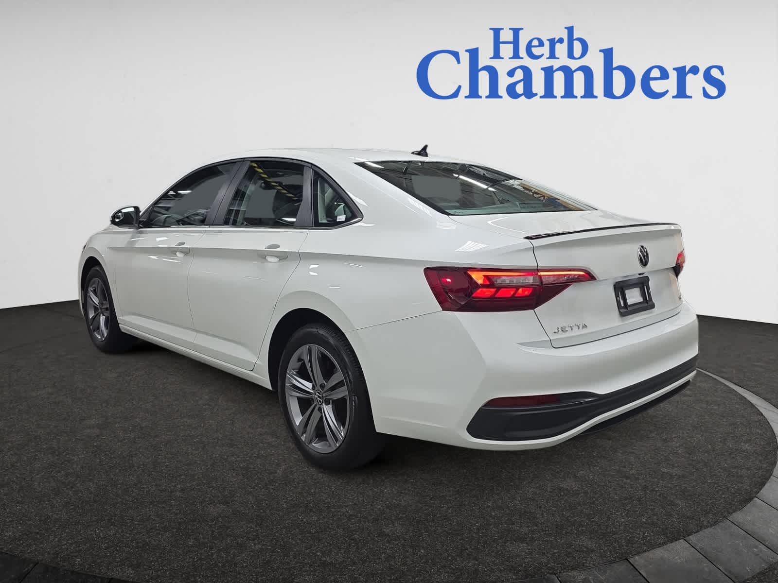 2023 Volkswagen Jetta 1.5T SE photo 4