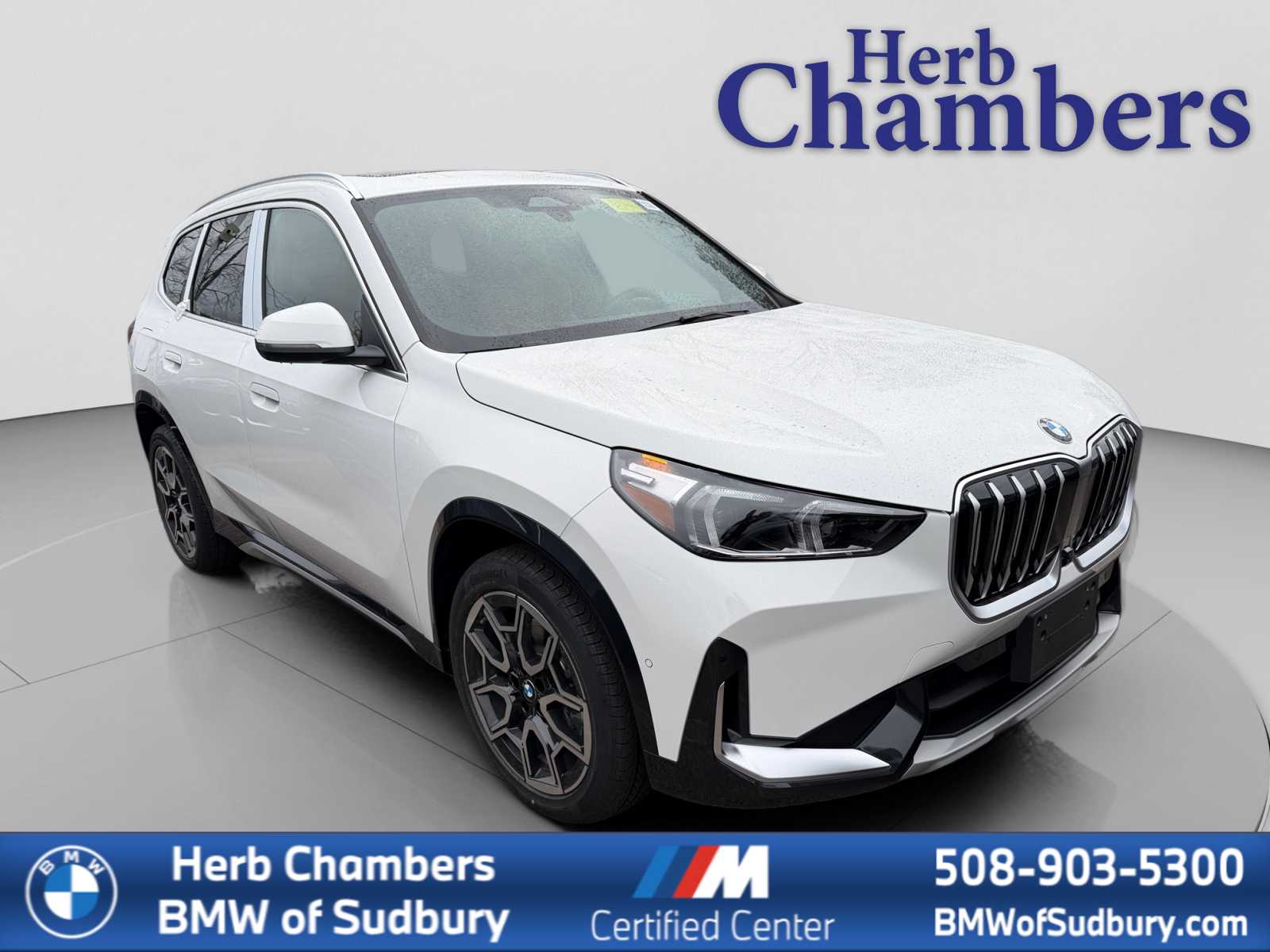 2026 BMW X1 28i's photo