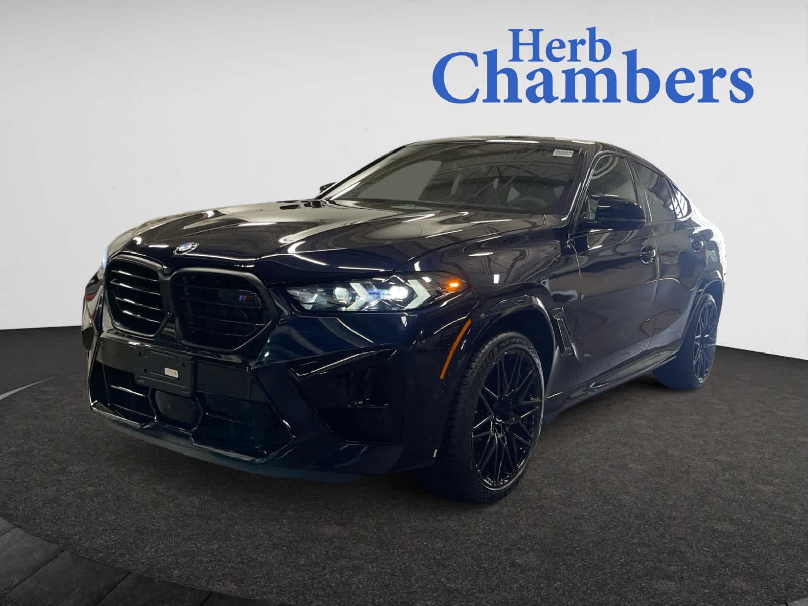 2025 Bmw X6 M photo 3