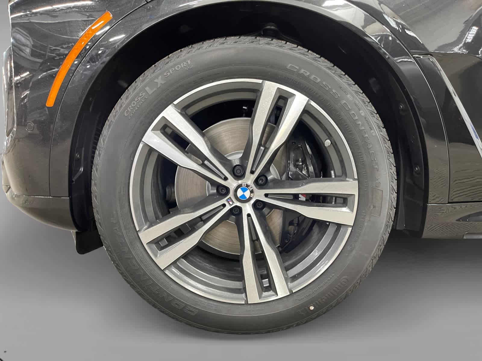 new 2026 BMW X7 car, priced at $126,105