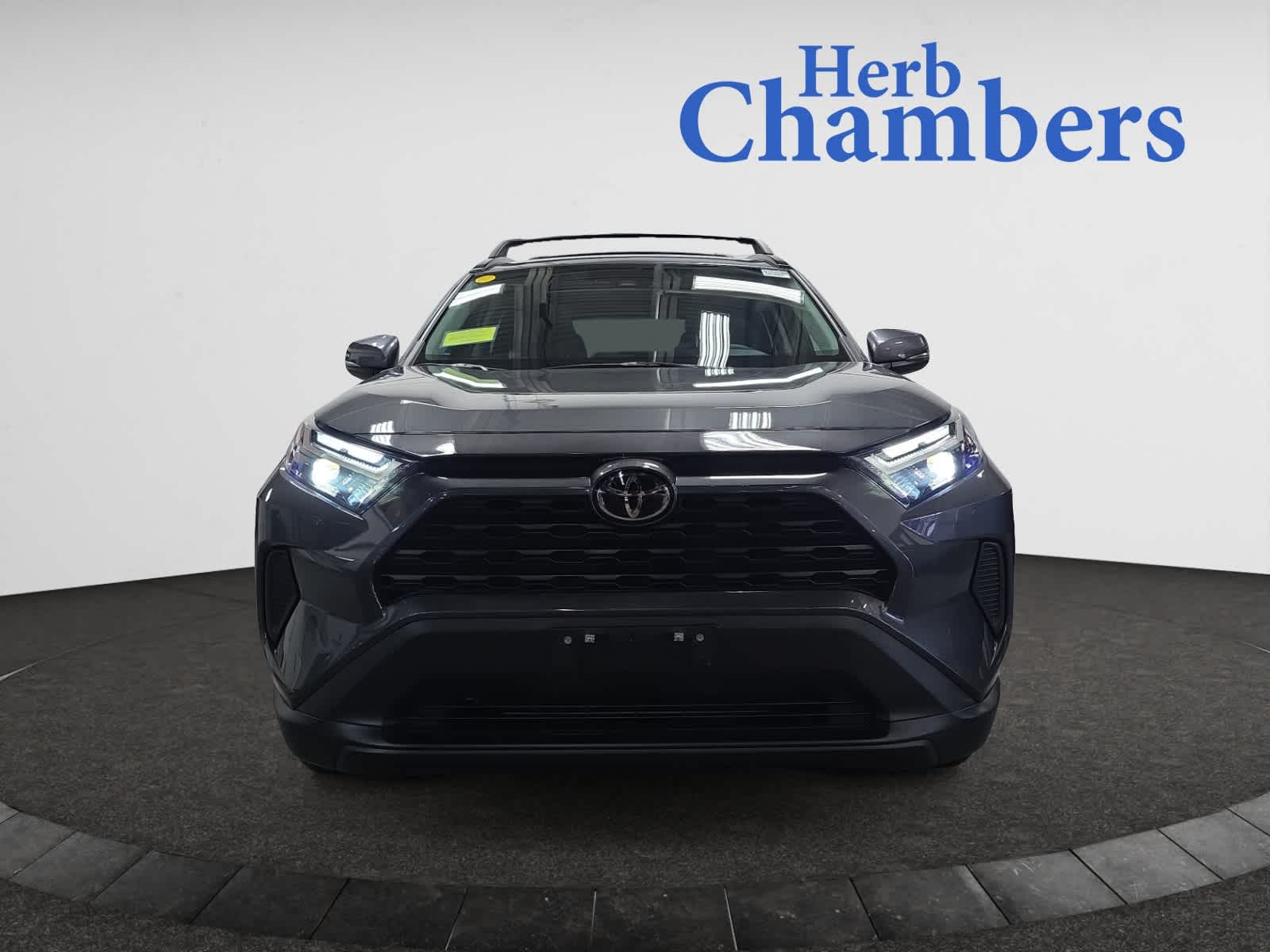 Used 2022 Toyota RAV4 XLE with VIN 2T3P1RFV4NW322534 for sale in Northfield, Minnesota