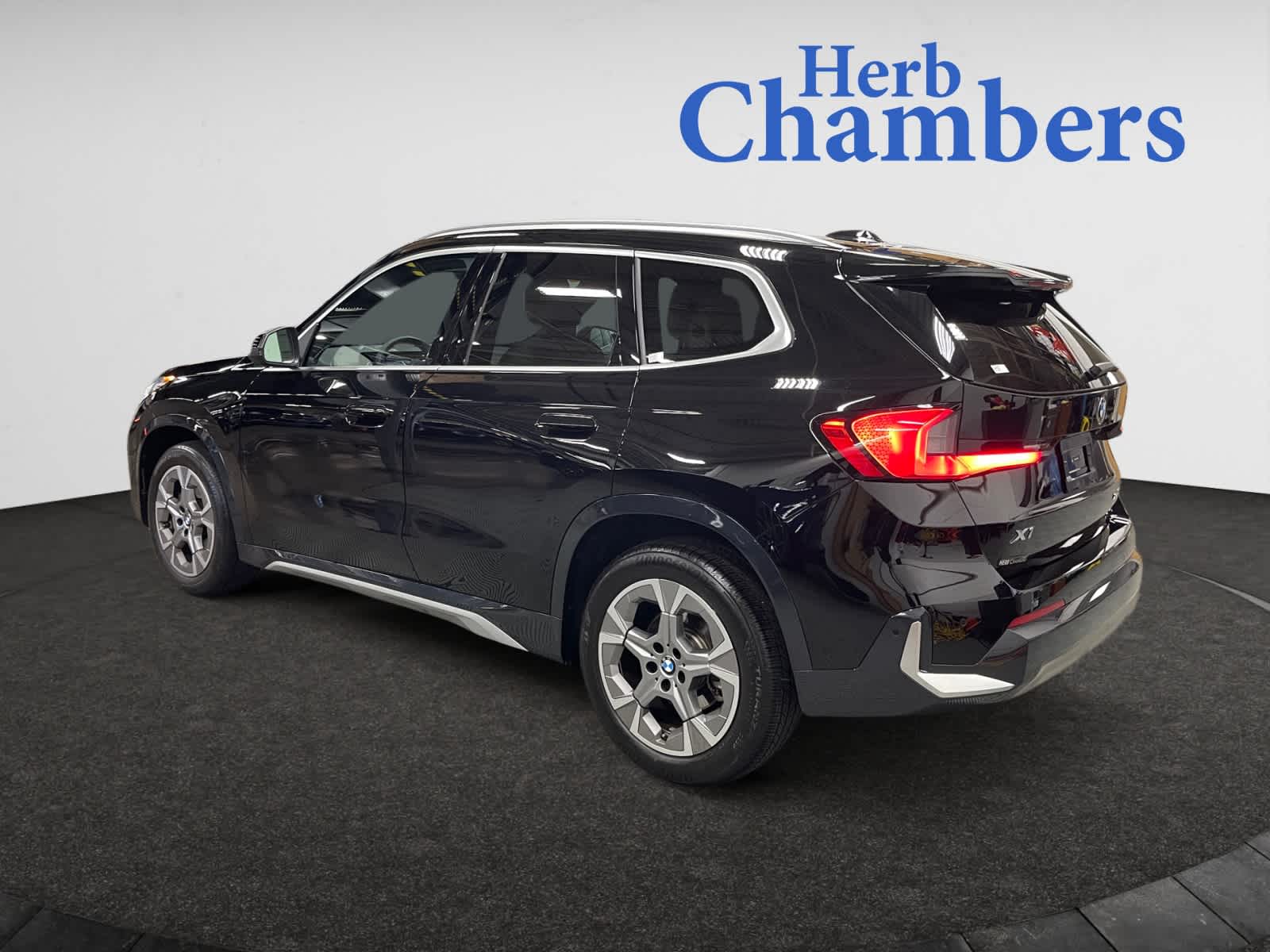 2025 Bmw X1 XDrive28i photo 3