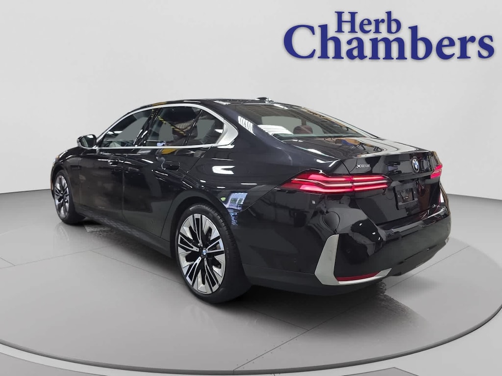 Certified 2024 BMW 530i xDrive Sedan