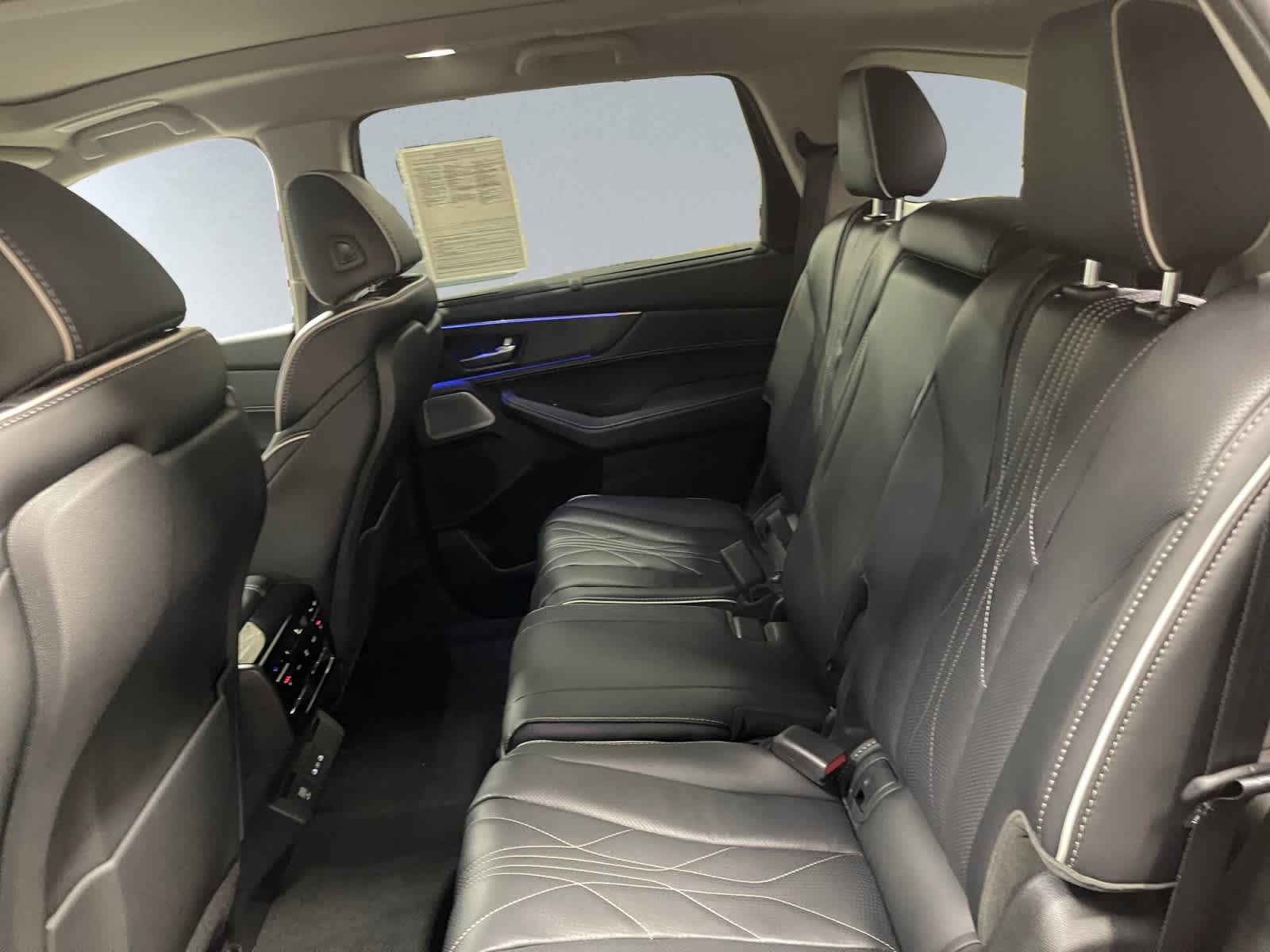 used 2026 Acura MDX car, priced at $58,967