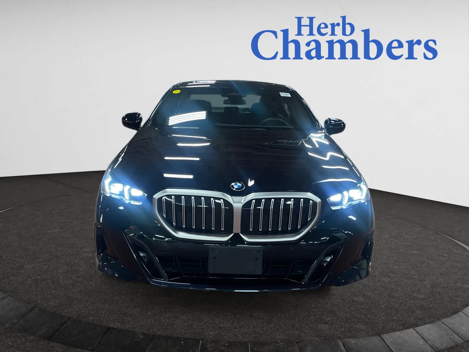 2025 Bmw 530i xDrive photo 2
