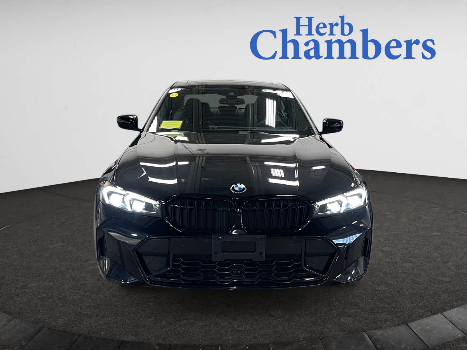 2025 Bmw 330i xDrive photo 2