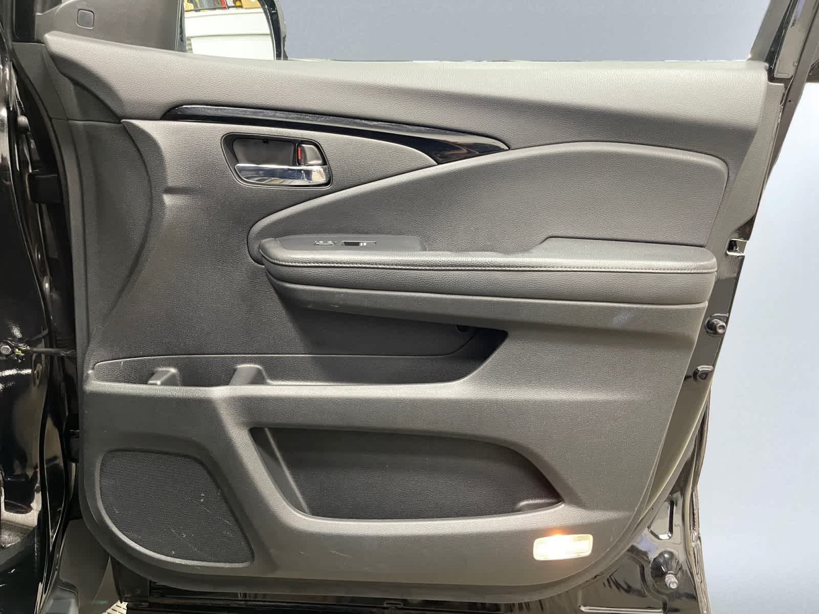 used 2019 Honda Pilot car, priced at $26,097