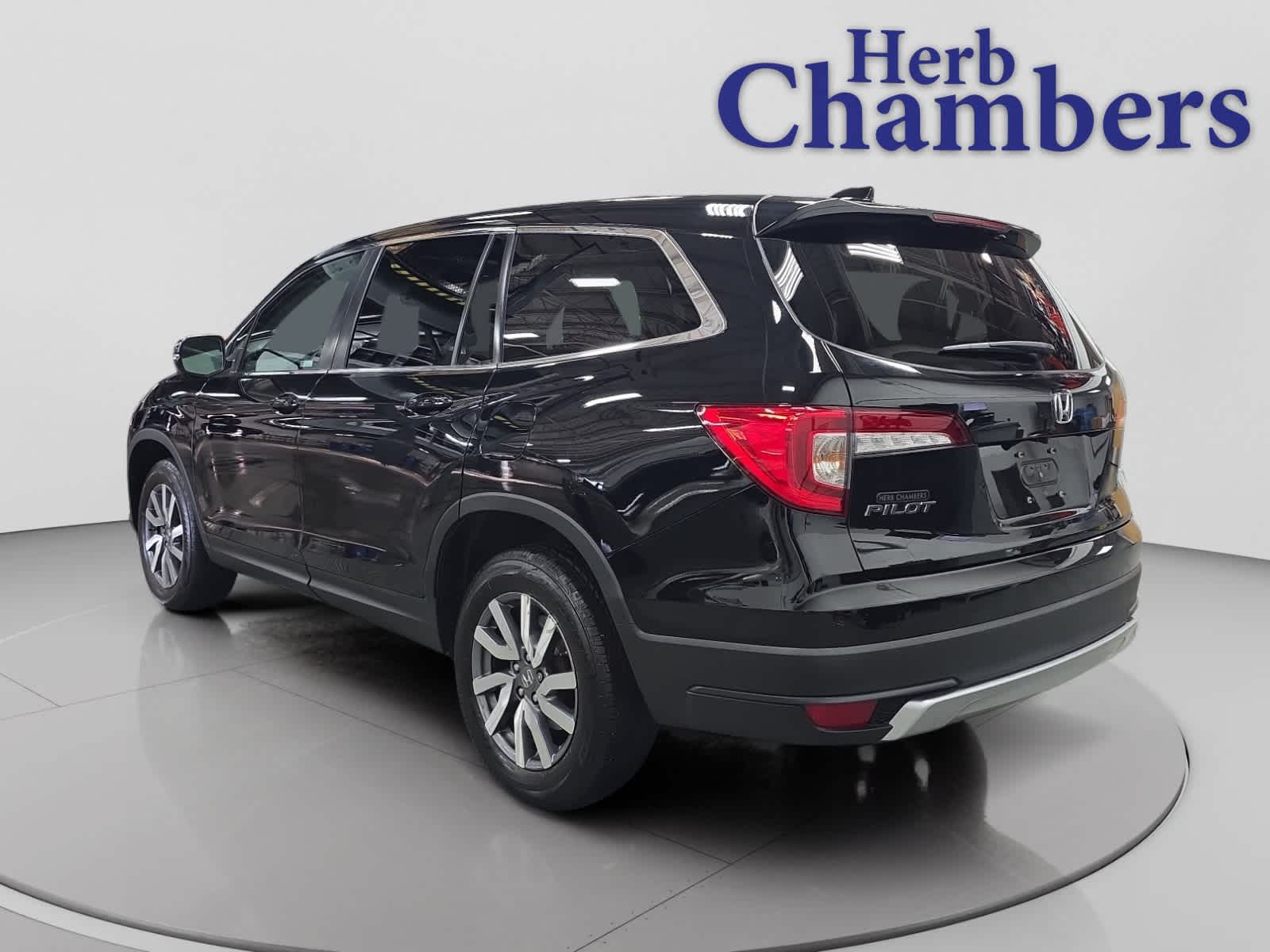 2020 Honda Pilot EX-L photo 2