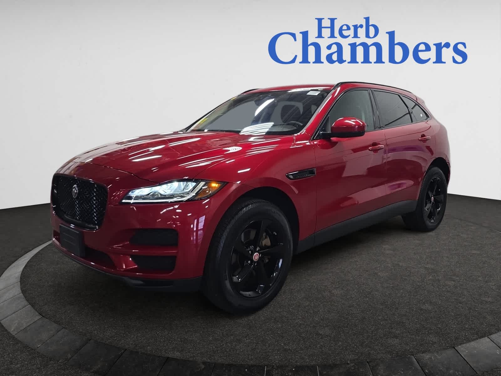 2017 Jaguar F-PACE Prestige photo 3